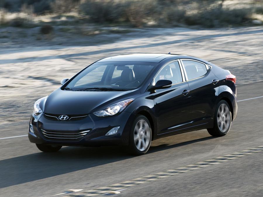  Hyundai Elantra 2010 года  (US) (фото 9 из 16)